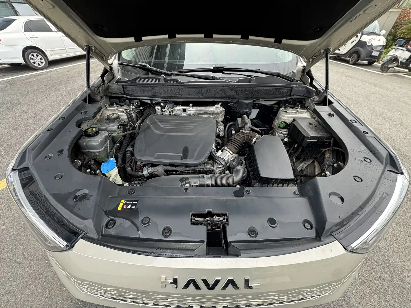 Haval Xiaolong MAX 2023 1.5L Hi4 105 4WD Pilot Edition фото 9