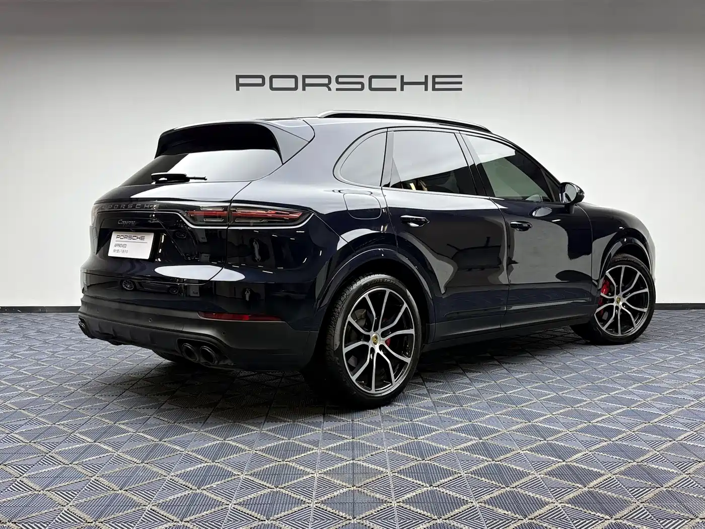 Porsche Cayenne 2023 Cayenne 3.0T Platinum Edition фото 2