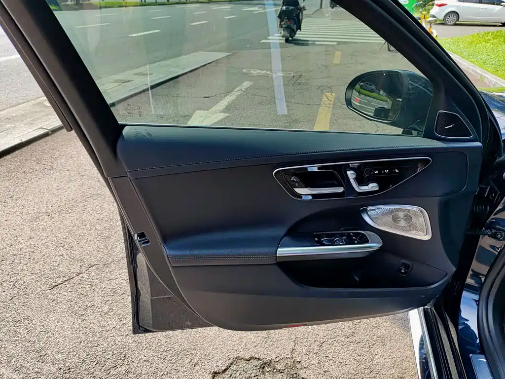 Mercedes-Benz C-Class 2026 2026 C 260 L Sport