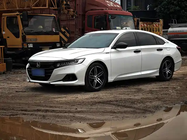  Honda Accord 2022 260TURBO Phantom Night Premium