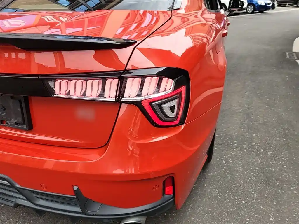 Lynk & Co 03 2018 1.5TD DCT Sport (China V) фото 8