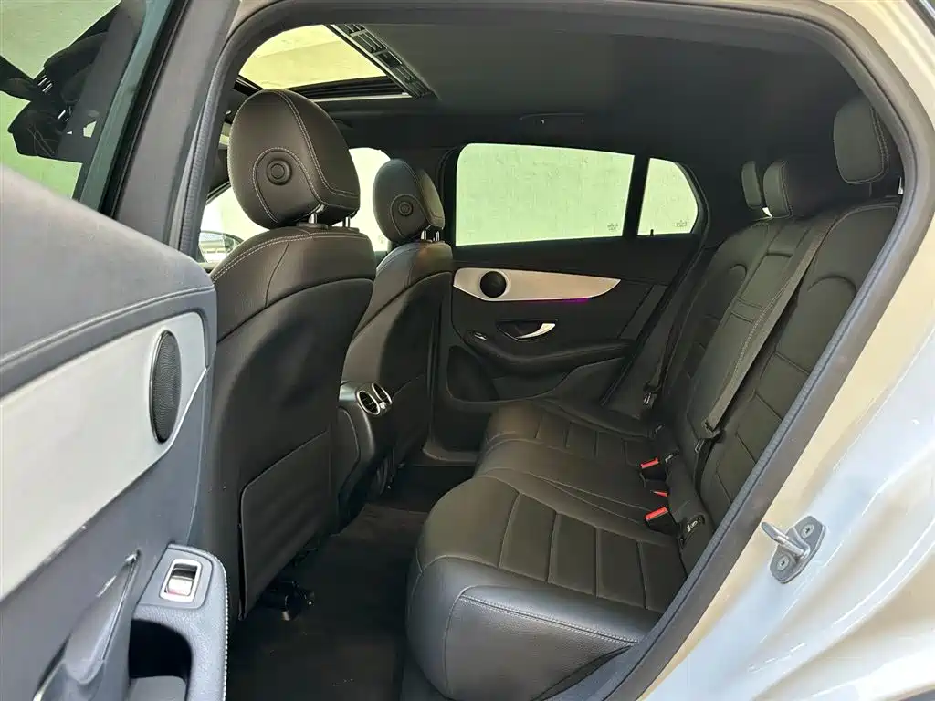 Mercedes-Benz GLC Coupe 2020 GLC 260 4MATIC Coupe SUV фото 10