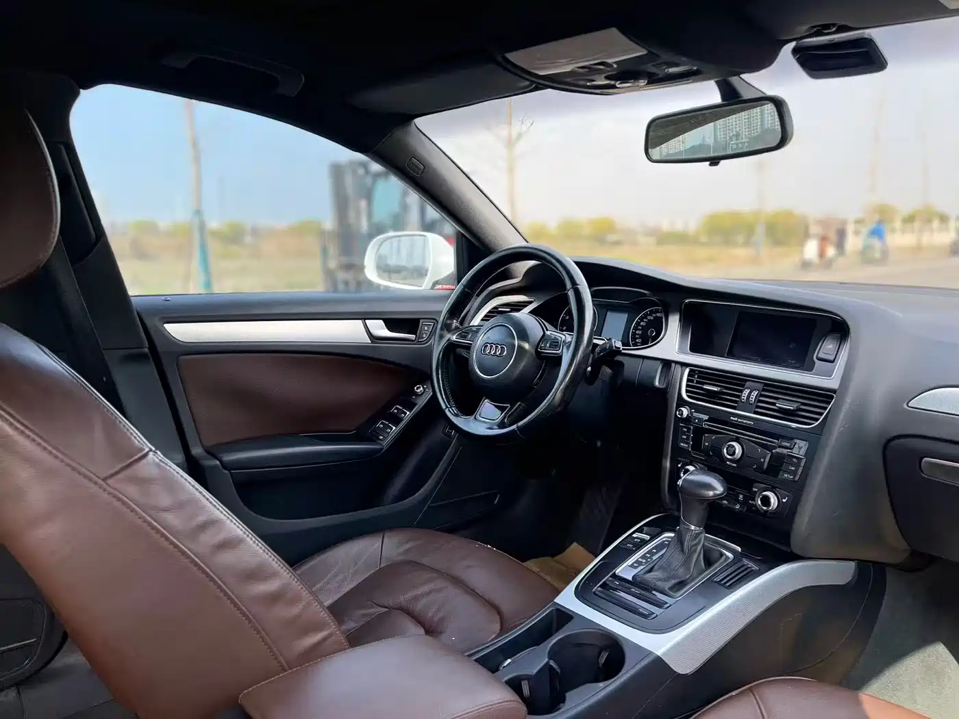 Audi A4L 2015 35 TFSI Auto Comfort фото 16