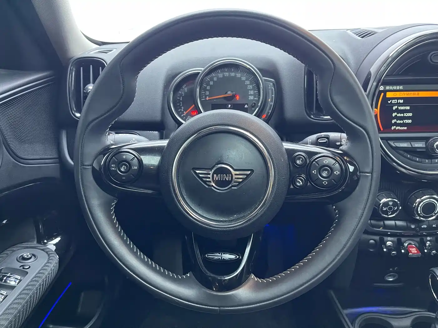 Фото 15 - MINI COUNTRYMAN