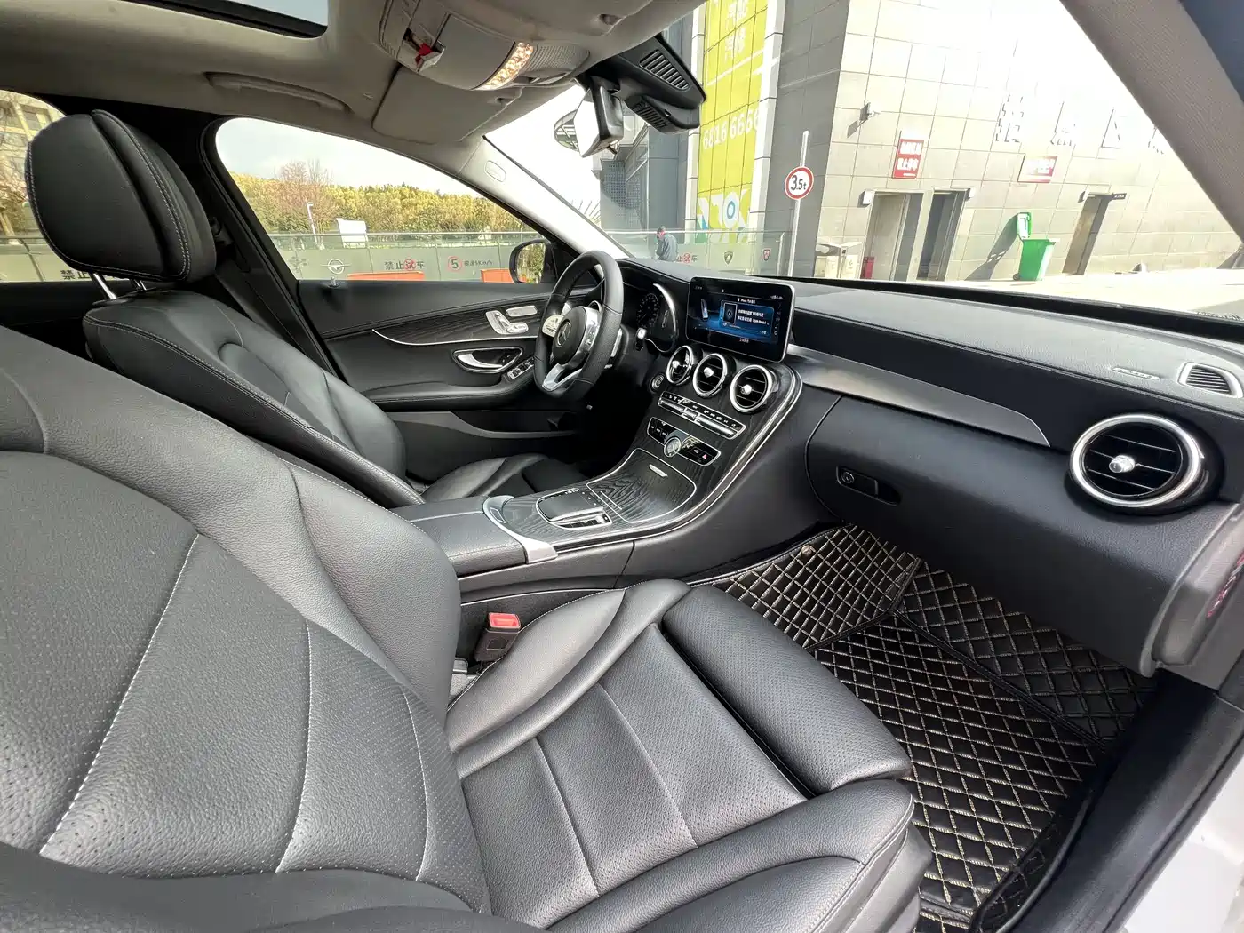 Mercedes-Benz C-Class 2021 C 260 L Sport Starry Exclusive Edition фото 34