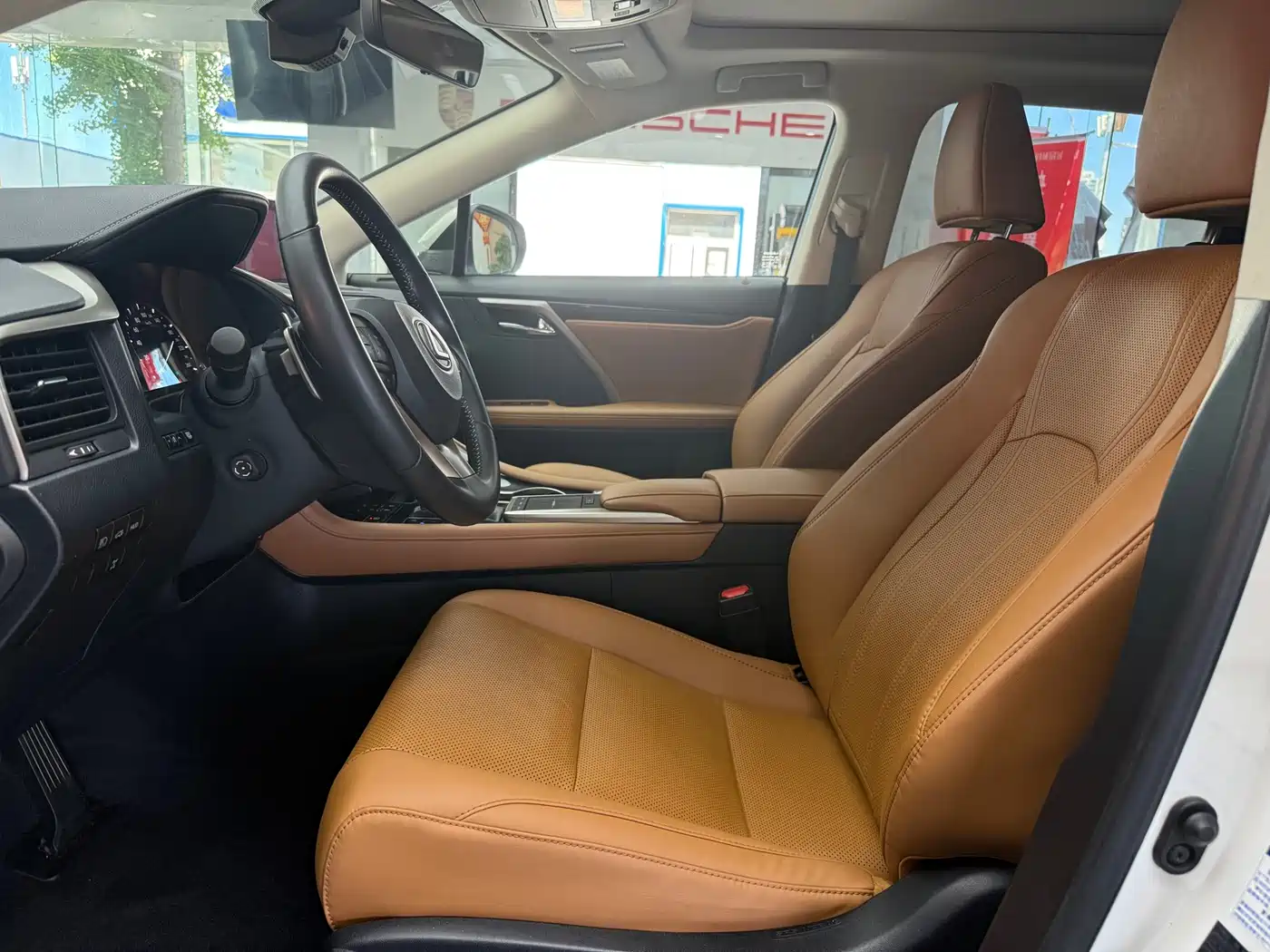 Lexus RX 2020 300 4WD Elegance Edition China VI фото 3