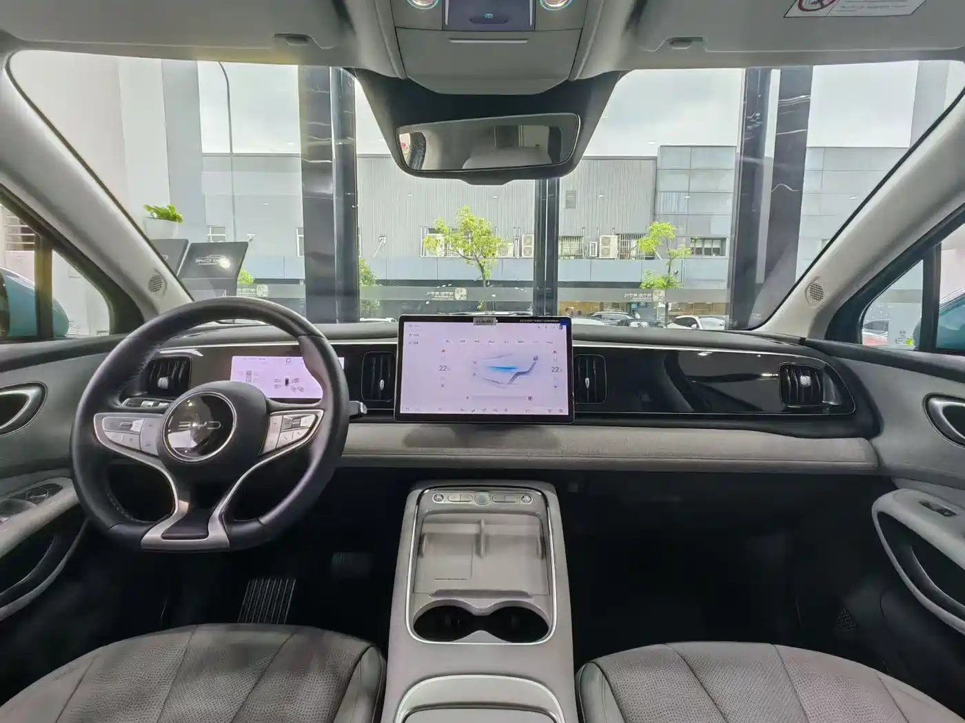 BYD Hai Shi 05 EV 2025 520KM Smart Navigation Edition фото 6