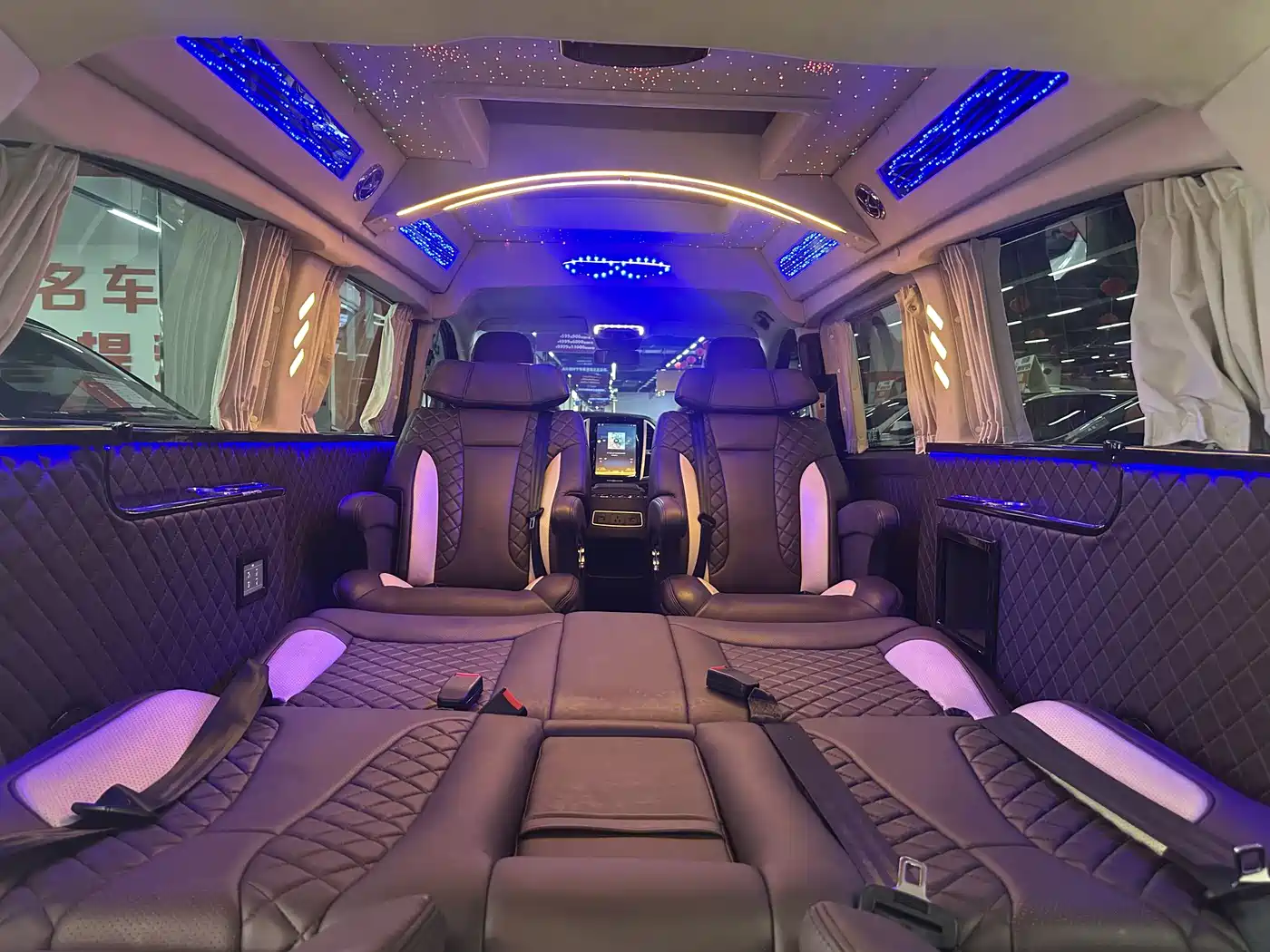 Mercedes-Benz Vito 2018 2.0T Elite Edition 7-seater China VI фото 19