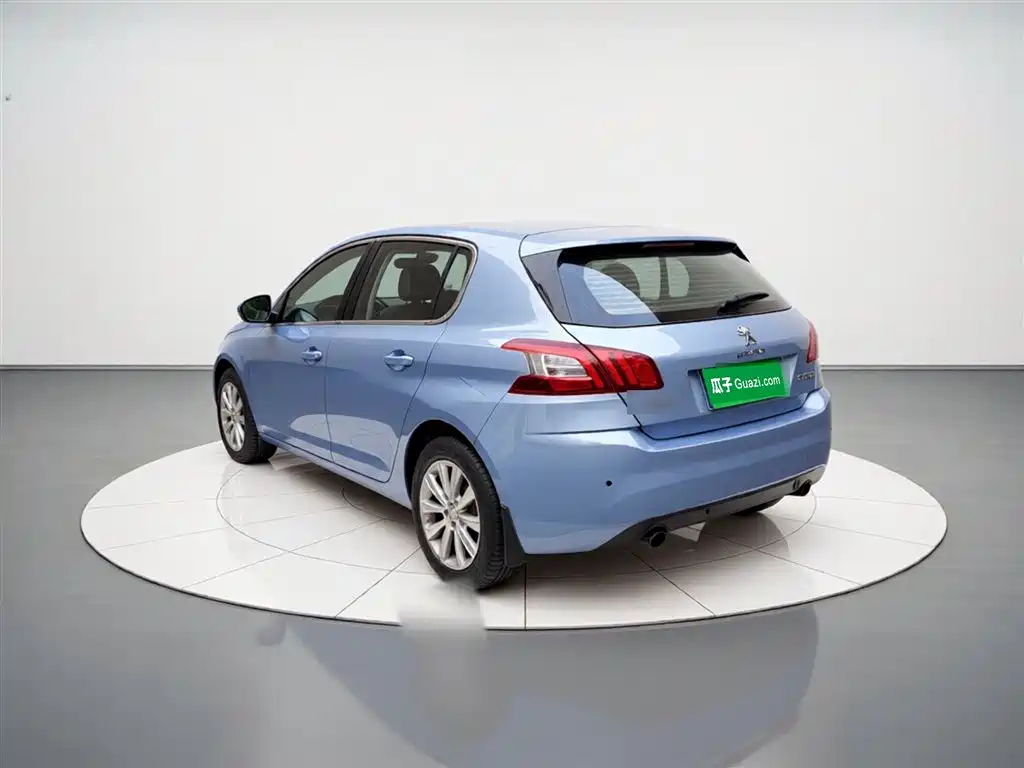Peugeot 308S 2015 1.2T Auto Dynamic Edition фото 10