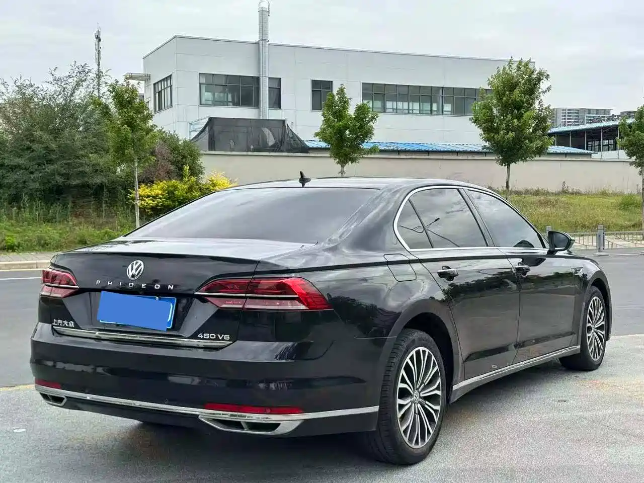 Volkswagen Phideon 2018 Facelift 380TSI FWD Business фото 9