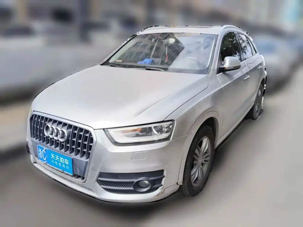 Photo 1 - Audi Q3