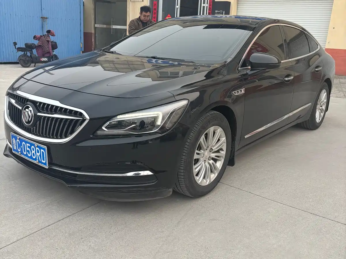 Buick LaCrosse 2018 Model 20T Elite Edition фото 2