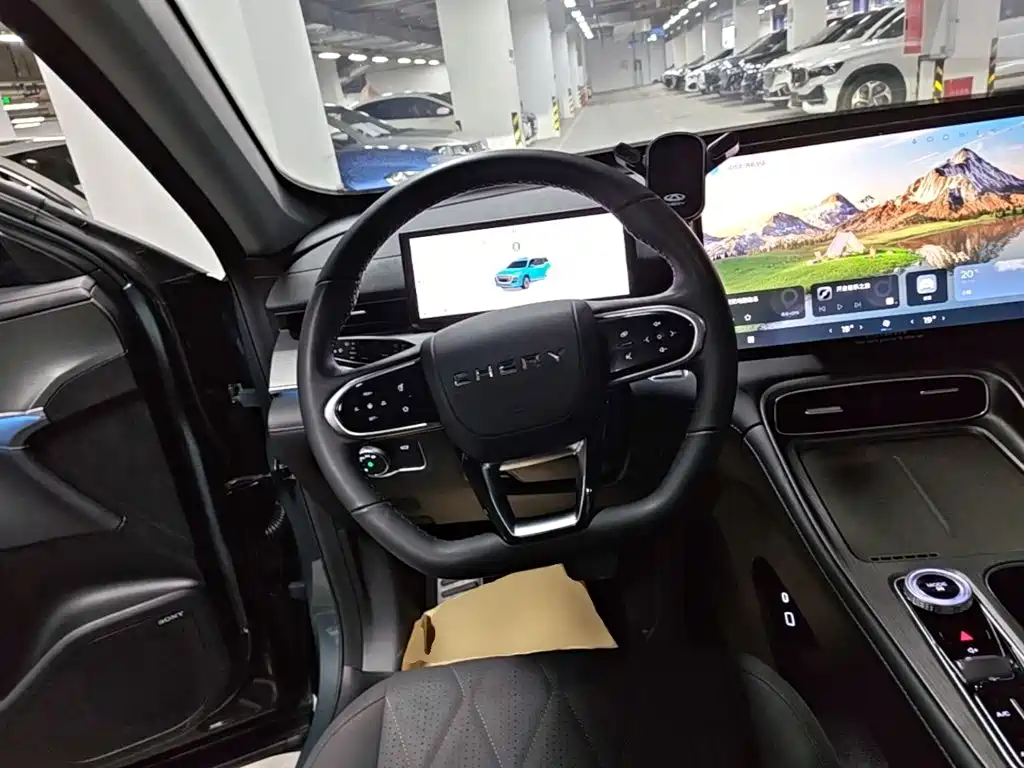Chery Tiggo 8 PLUS 2025 2025 290TGDI DCT Luxury 5-seater