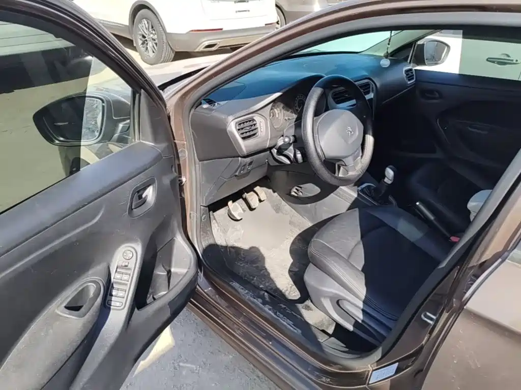 Peugeot 301 2016 2016 1.6L Manual Comfort Edition