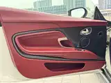 Фото 9 - Aston Martin DB11