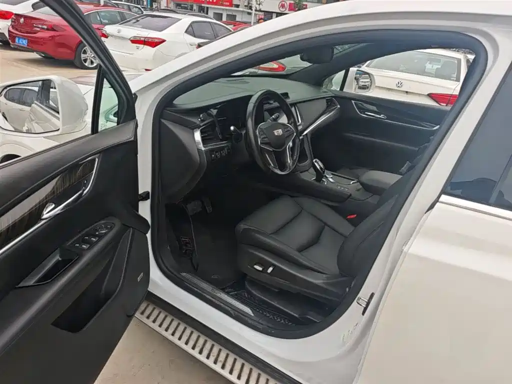 Cadillac XT5 2018 28E AWD Technology Model фото 16