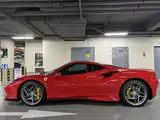 Фото 5 - Ferrari F8