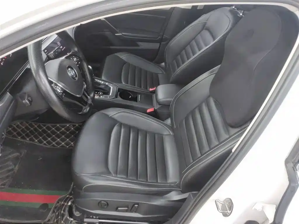 Volkswagen Lamando 2021 280TSI DSG Luxury Phantom Edition фото 15