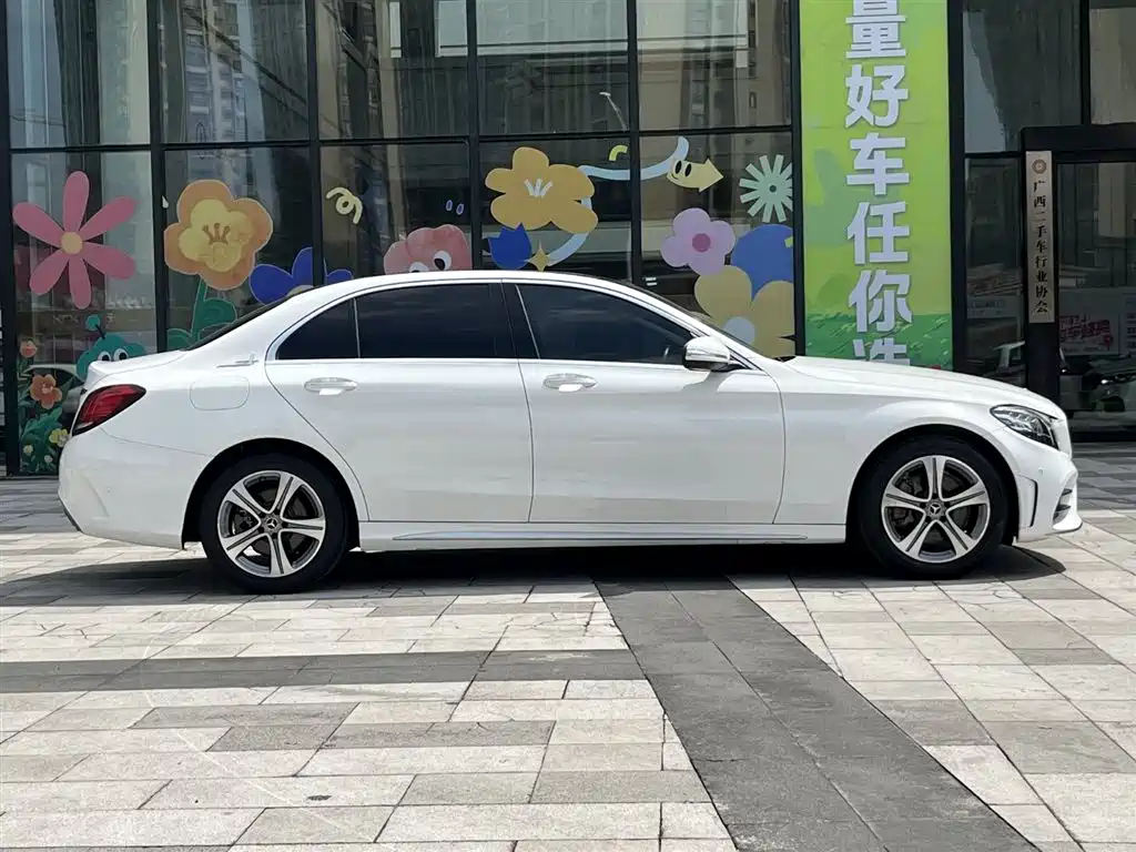 Mercedes-Benz C-Class 2020 Facelift C 260 L Sport фото 4