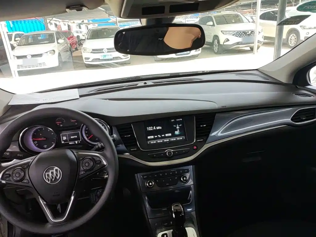 Buick Verano 2016 Hatchback 15S Automatic Leading фото 10