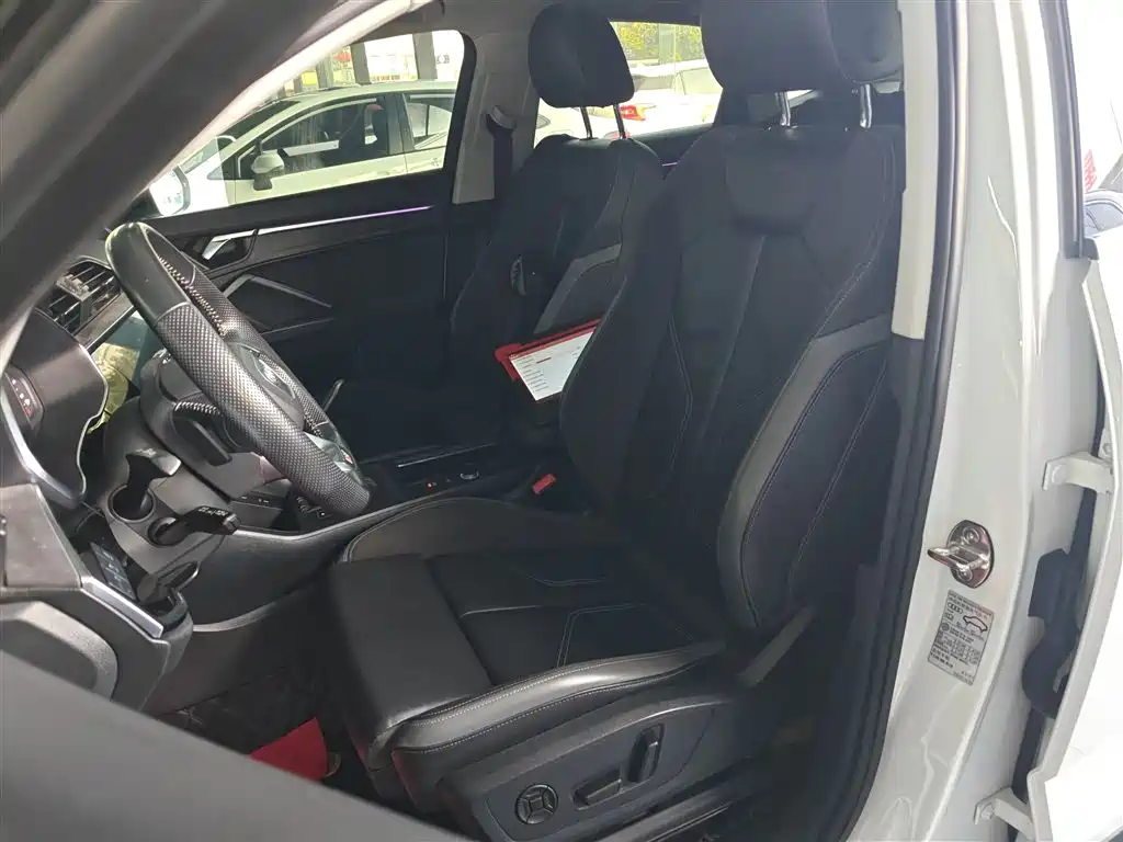 Audi Q3 Sportback 2022 45 TFSI quattro Luxury фото 12