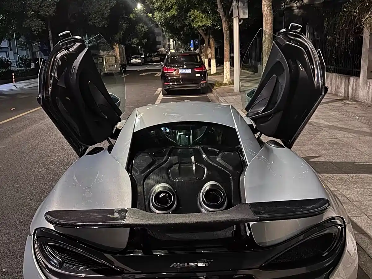 McLaren 570 2017 2015 570S 3.8T Coupe