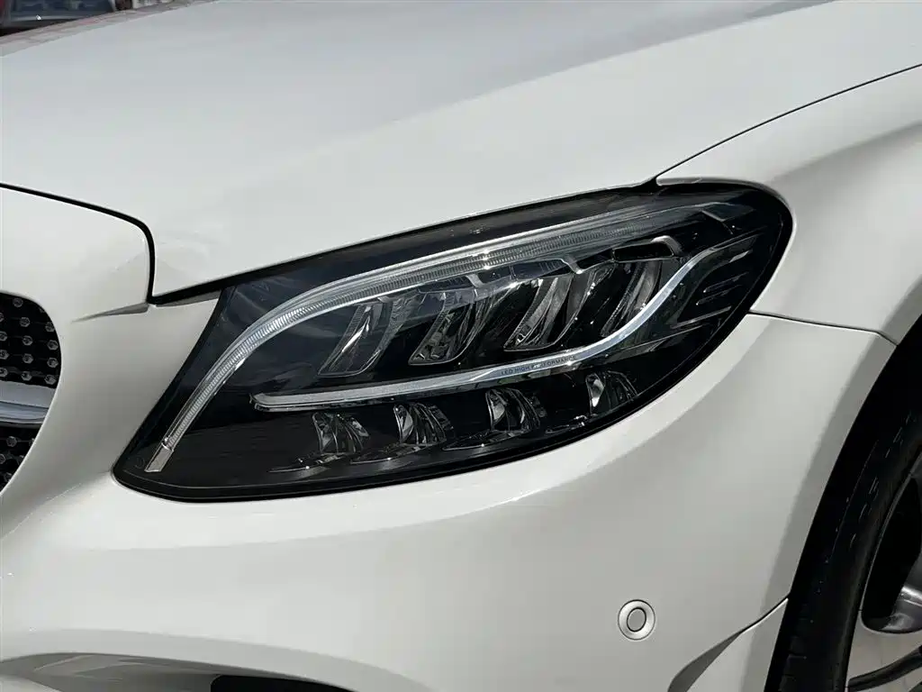 Mercedes-Benz C-Class 2020 Facelift C 260 L Sport фото 9