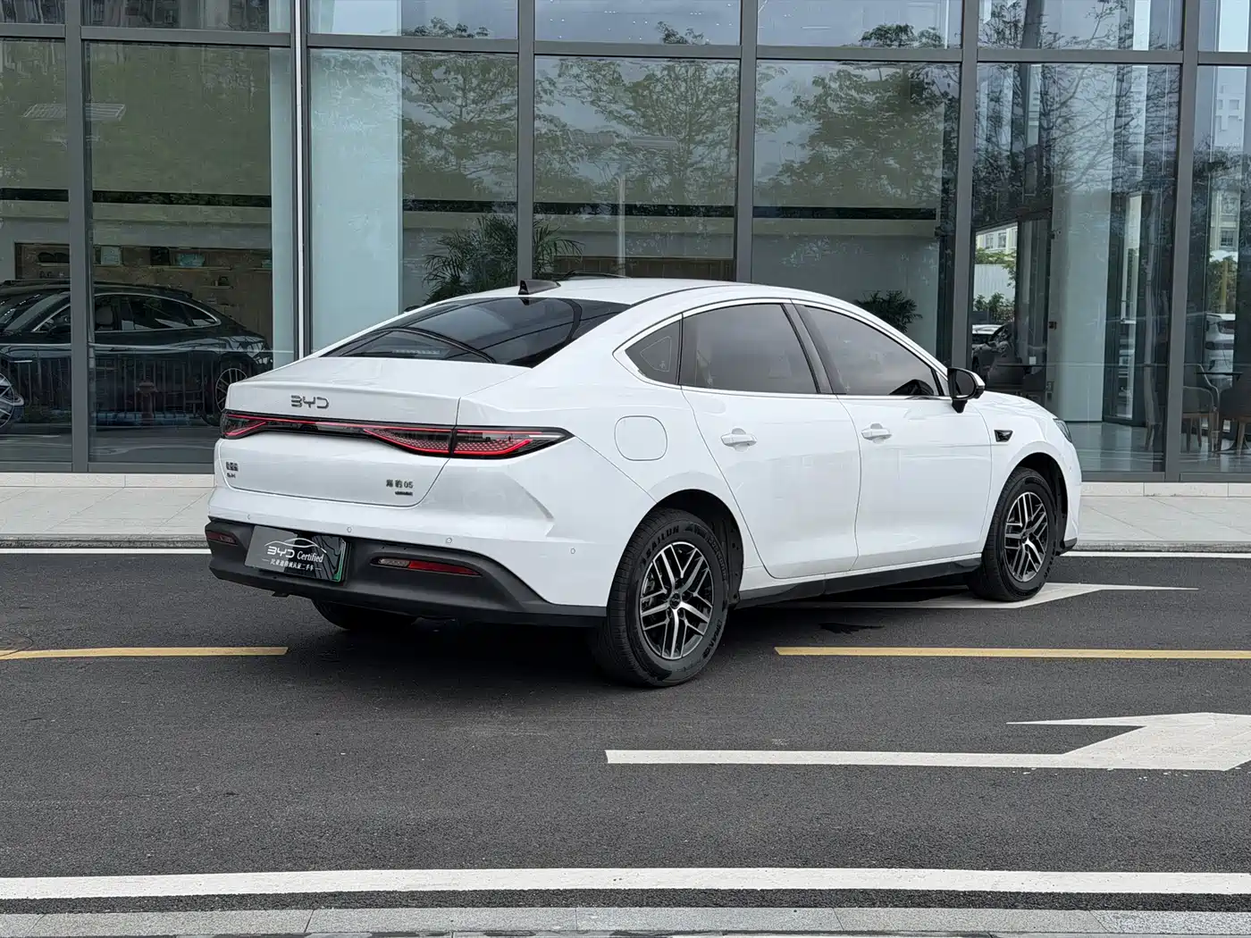 BYD Hai Bao 05 DM-i 2025 DM-i Smart Driving Edition 120KM Flagship фото 4