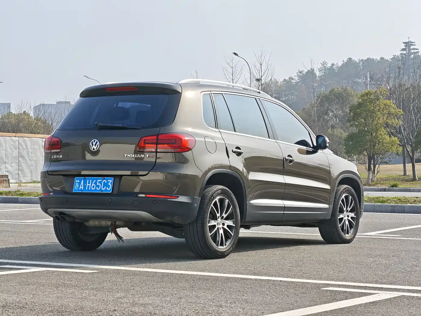 Volkswagen Tiguan 2015 1.8TSI Automatic 2WD Highline фото 6