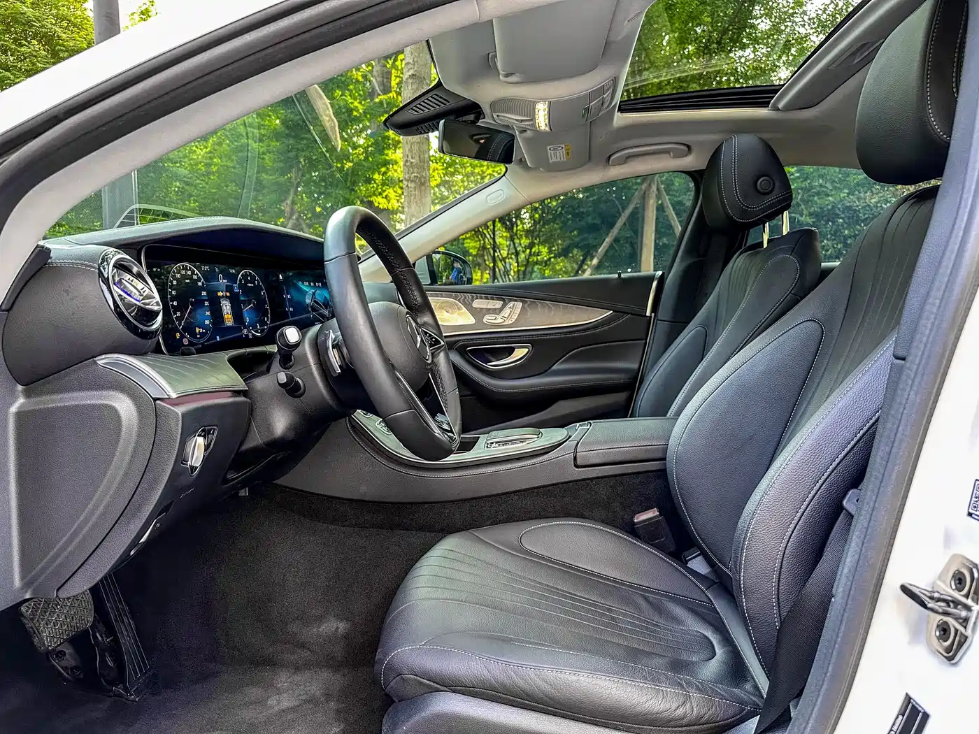 Mercedes-Benz CLS 2022 CLS 300 Dynamic фото 12