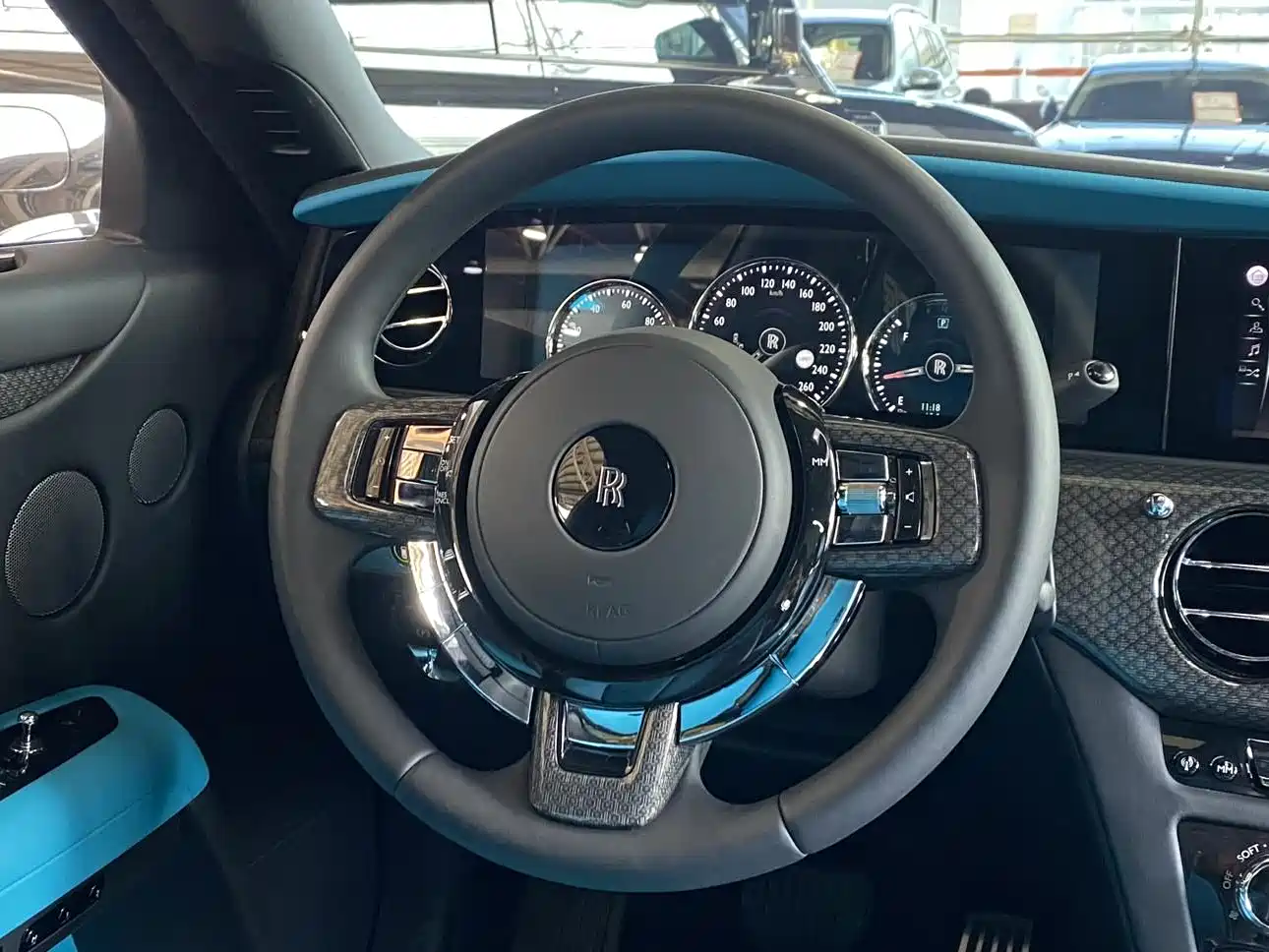 Rolls-Royce Ghost 2024 6.7T Black Badge фото 19