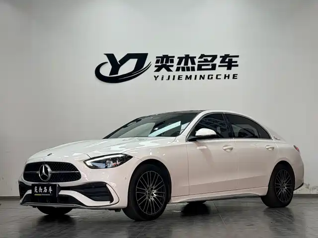 Mercedes-Benz C-Class 2021