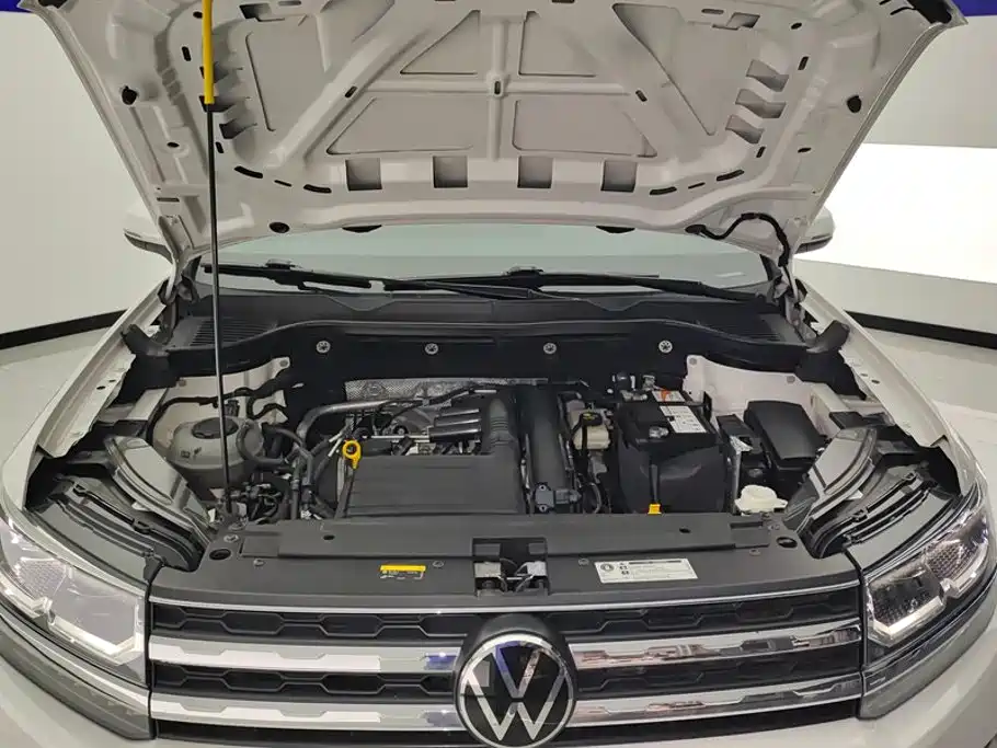 Volkswagen Tharu, миниатюра 10