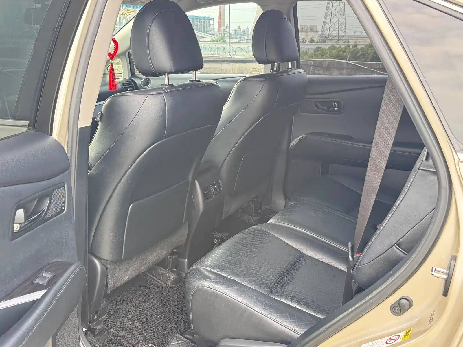 Photo 15 - Lexus RX Classic