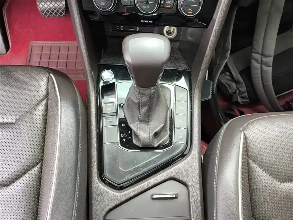 Volkswagen Tiguan L 2017 330TSI Automatic 2WD Flagship Edition фото 14