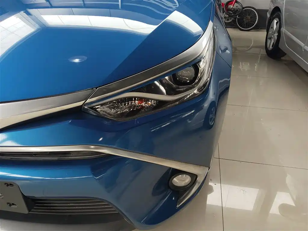 Toyota Levin 2016 Hybrid 1.8H GS E-CVT Elite Sunroof фото 24