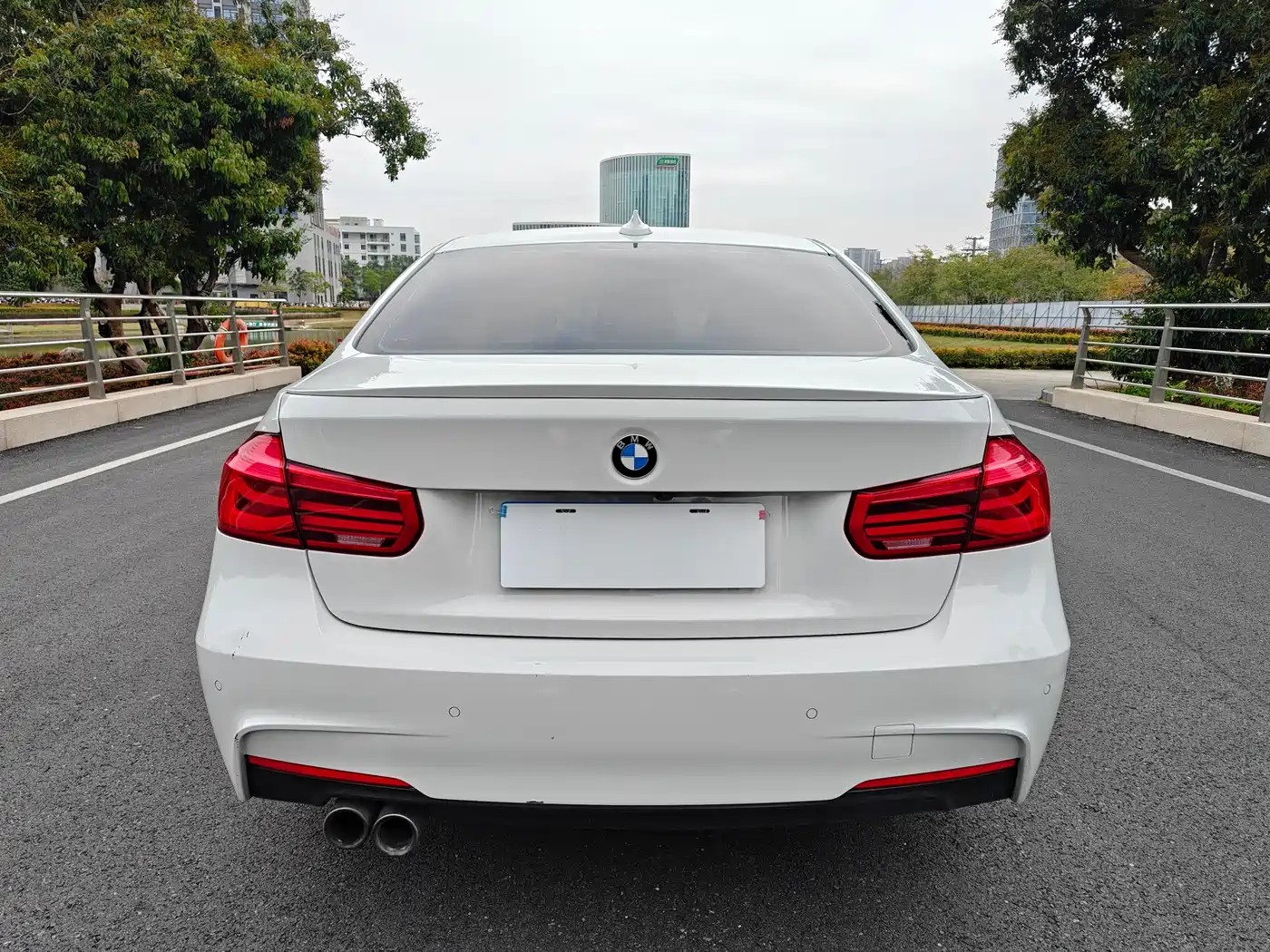 BMW 3 Series 2019 320i M Sport Package фото 9