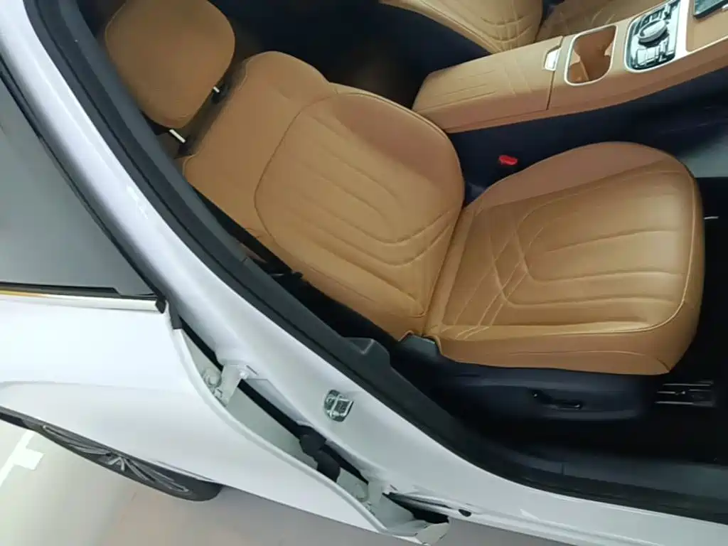 Geely Galaxy Galaxy Starship 7 EM-i 2025 2025 120km Navigation Edition