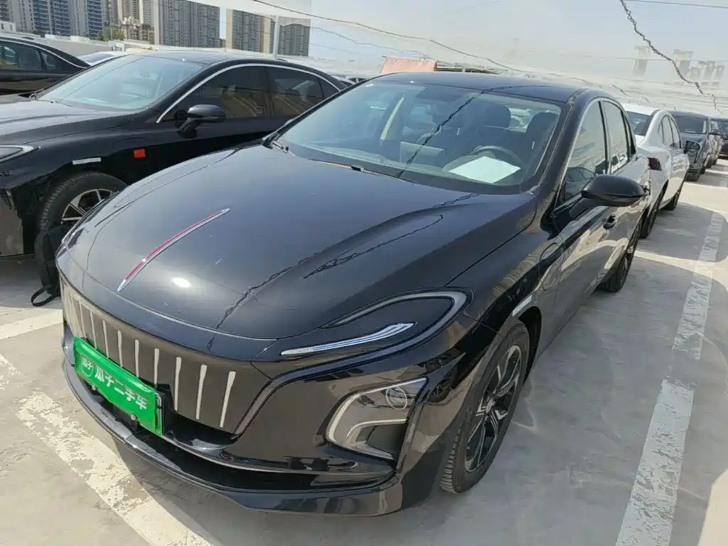 Hongqi E-QM5 2023 — пригон из Китая