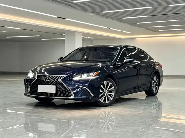  Lexus Lexus ES 2020 200 Excellence