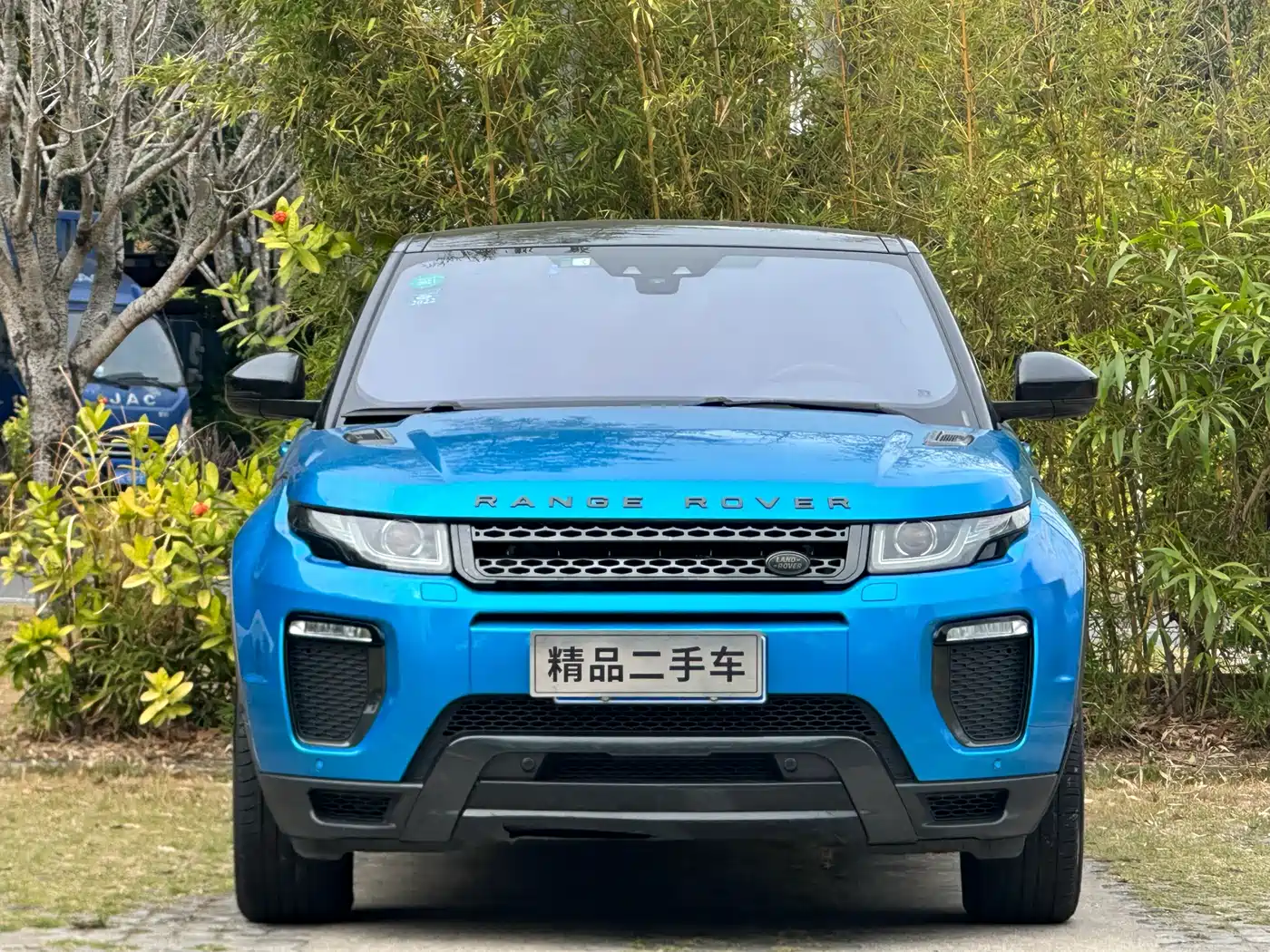 Land Rover Range Rover Evoque 2018 240PS Moraine Lake Blue Limited Edition фото 2