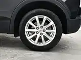 Photo 9 - Cadillac XT4