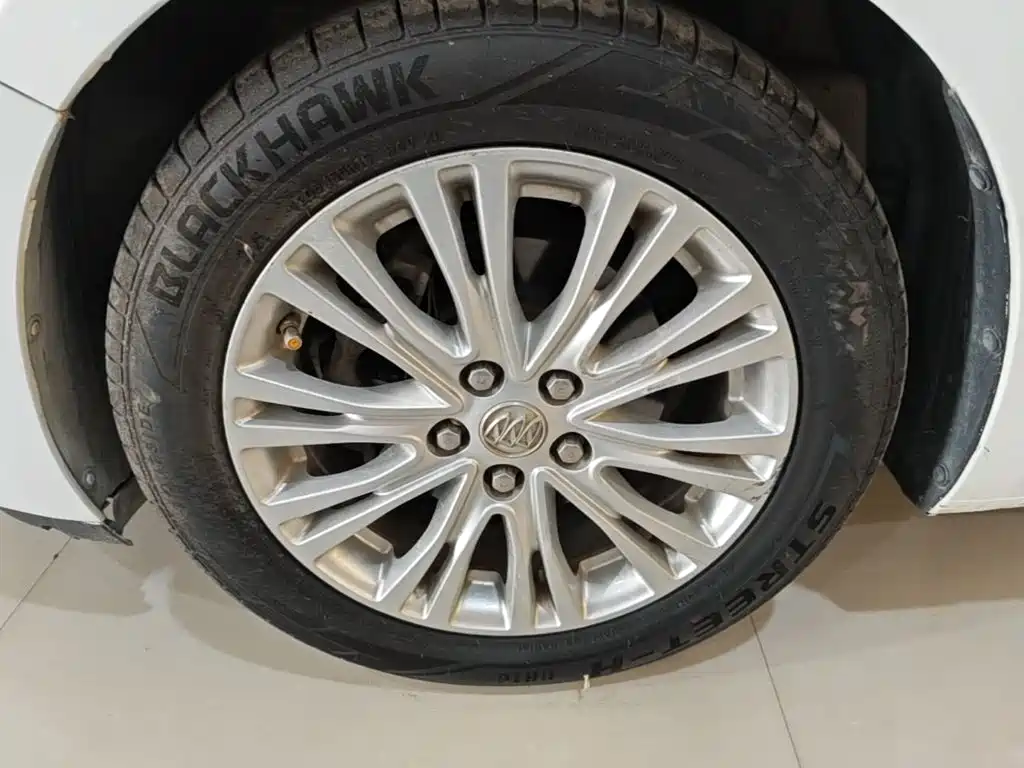 Фото 23 - Buick Excelle