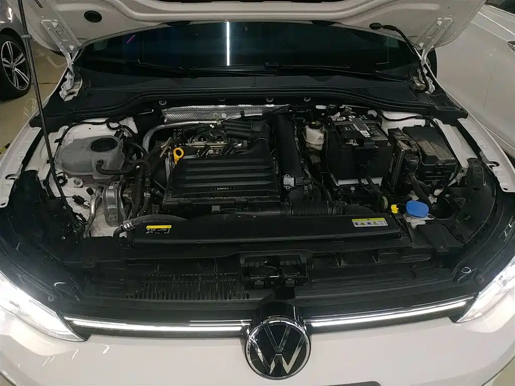 Volkswagen Golf 2023 Facelift 280TSI DSG Pro фото 13