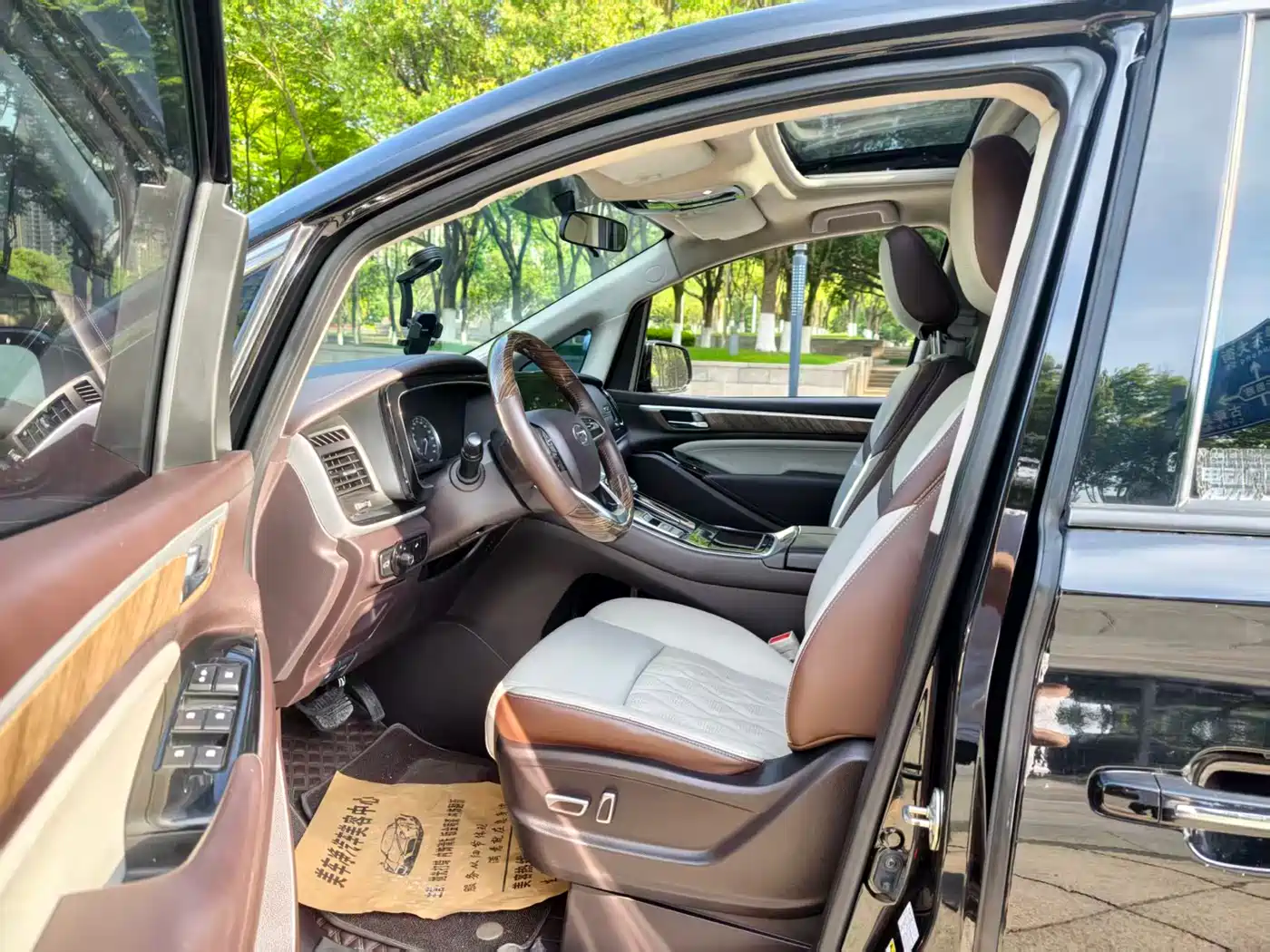 GAC Trumpchi Trumpchi M8 2021 Master Series 390T Prestige Edition фото 4