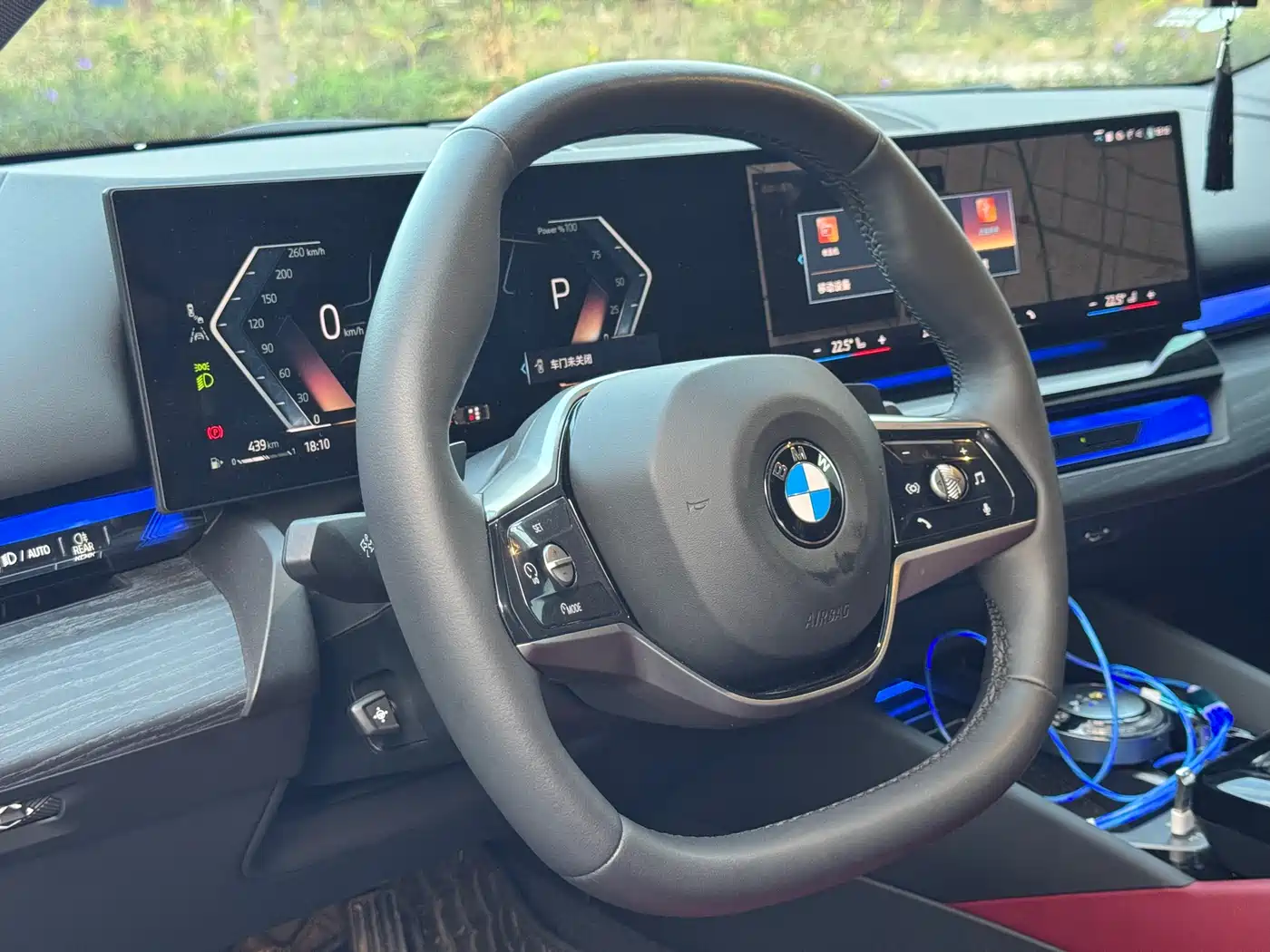 BMW 5 Series 2024 530Li Leading Model Luxury Package фото 14