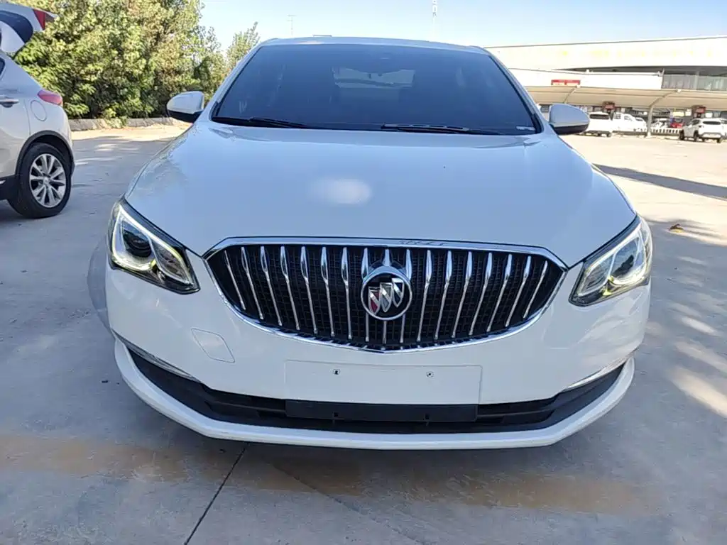 Фото 3 - Buick Excelle