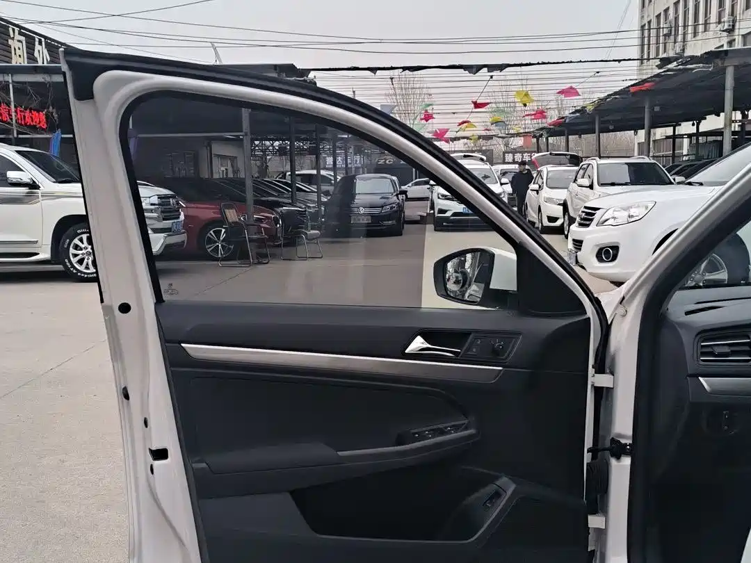 Volkswagen Lavida 2019 Lavida Start 1.5L Auto Trend (China VI) фото 8