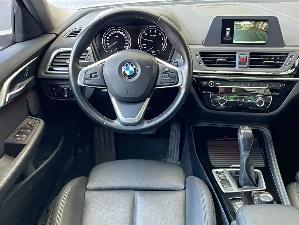 BMW 1 Series 2019 118i M Sport Package фото 11
