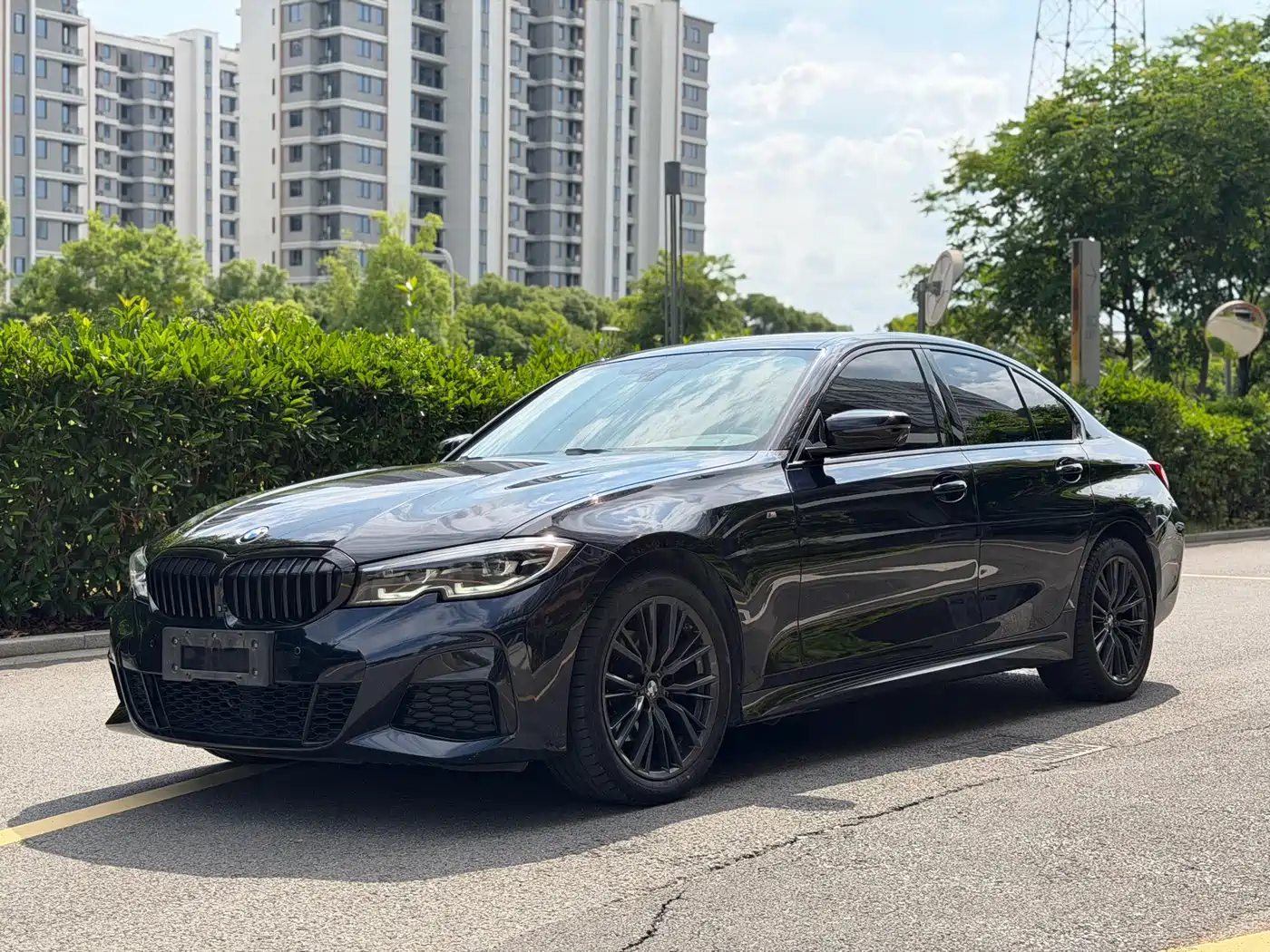 BMW 3 Series 2022 325Li M Sport Shadow Edition